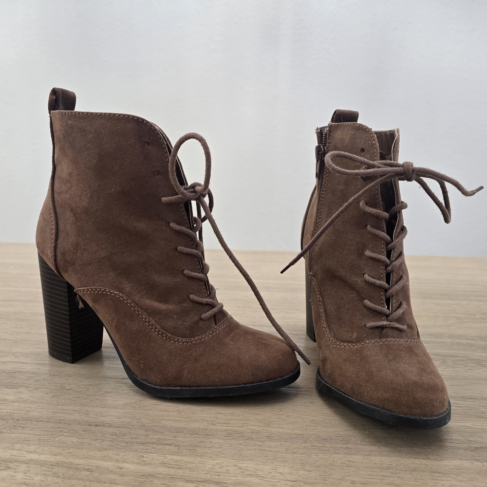 Express Brown Lace-Up Boots
